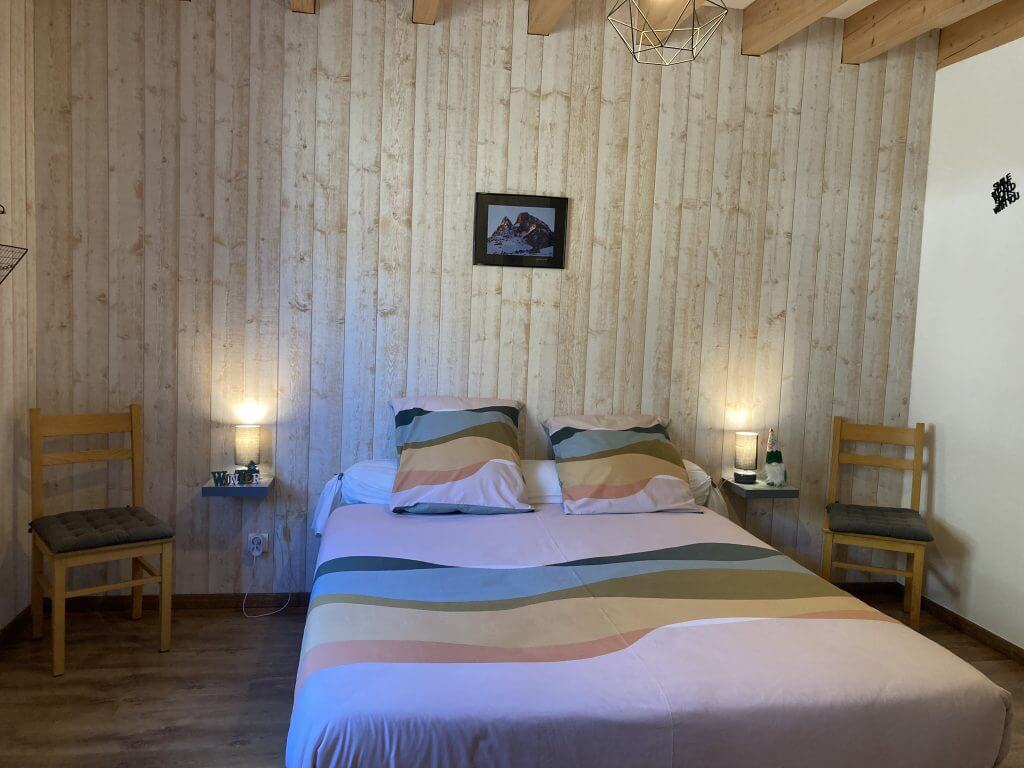 chambre_d'hotes_lo_saunei_valle_oddau_chambre_la_moderne_3