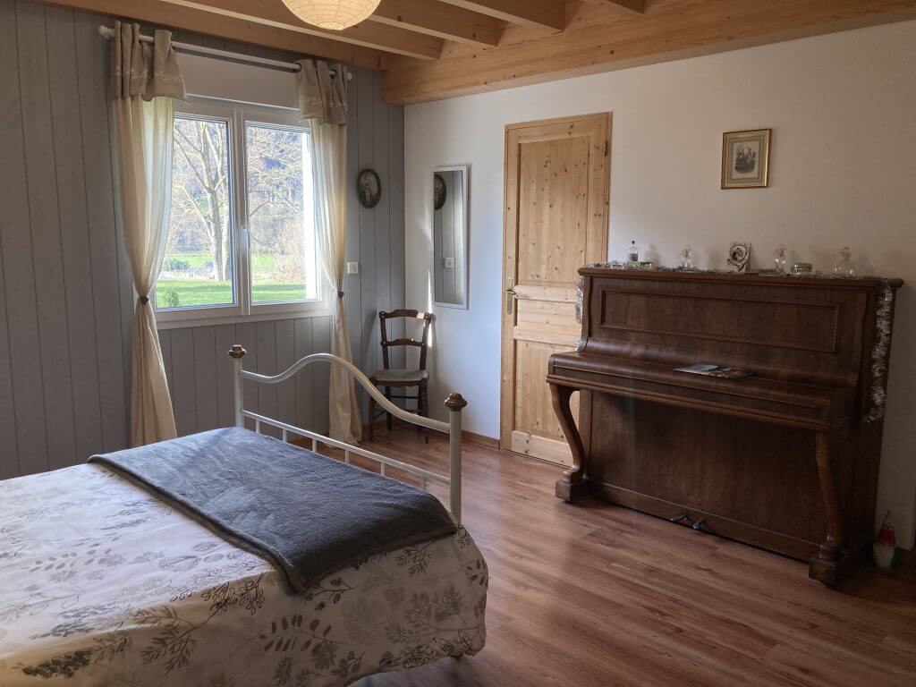 chambre_d'hotes_lo_saunei_valle_oddau_chambre_la_moderne_3