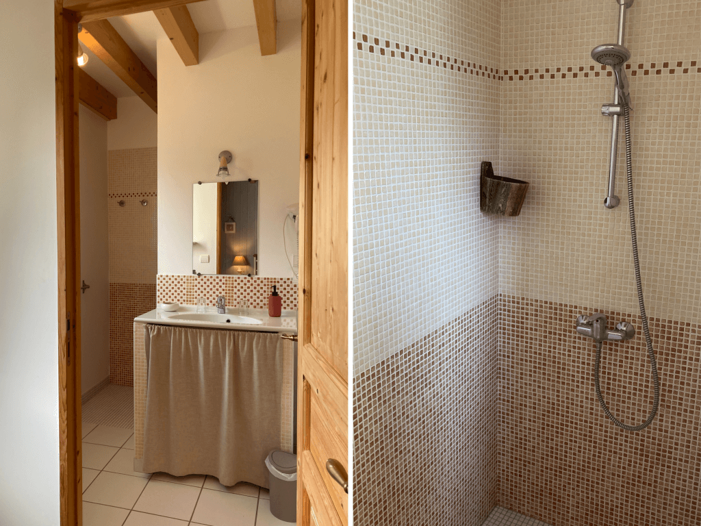 chambre_d'hotes_lo_saunei_valle_oddau_chambre_la_moderne_sdb1